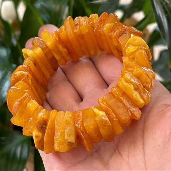 Natural unheated butterscotch Baltic butterscotch amber stretchy bangle bracelet - Picture 8 of 8